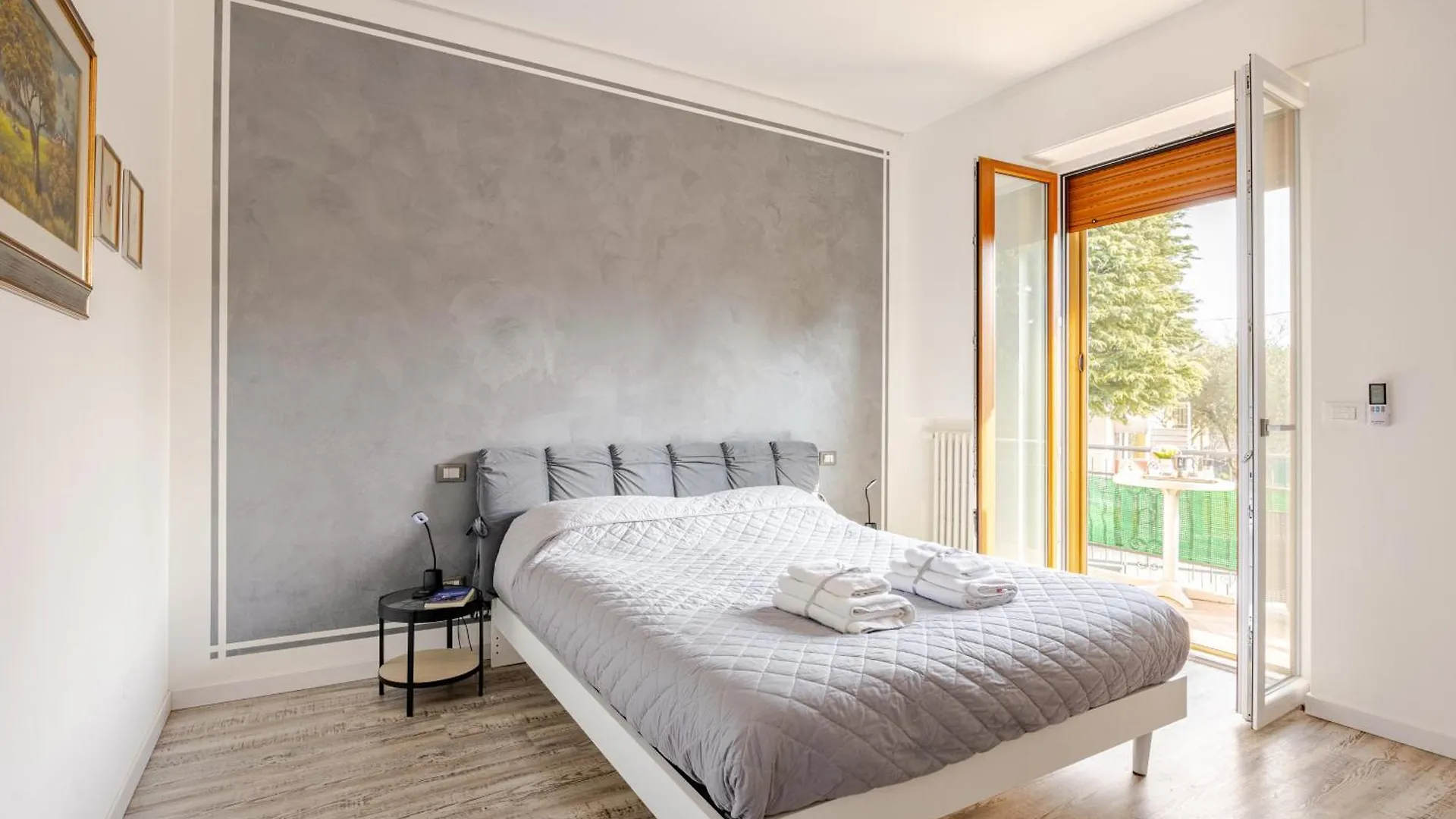 Garda Art&Lake Peschiera del Garda Apartmán